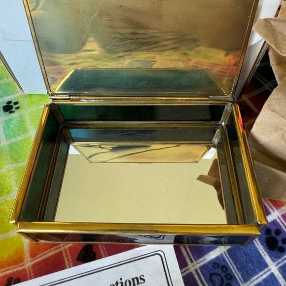 Thomas Kincade the Painter of Light
1999 House with Trees Greeting Box - Picture 6 of 9